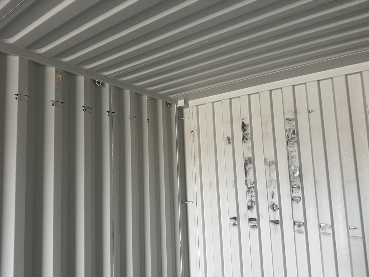 Special New 40FT Container — Minor Damage — photo 4